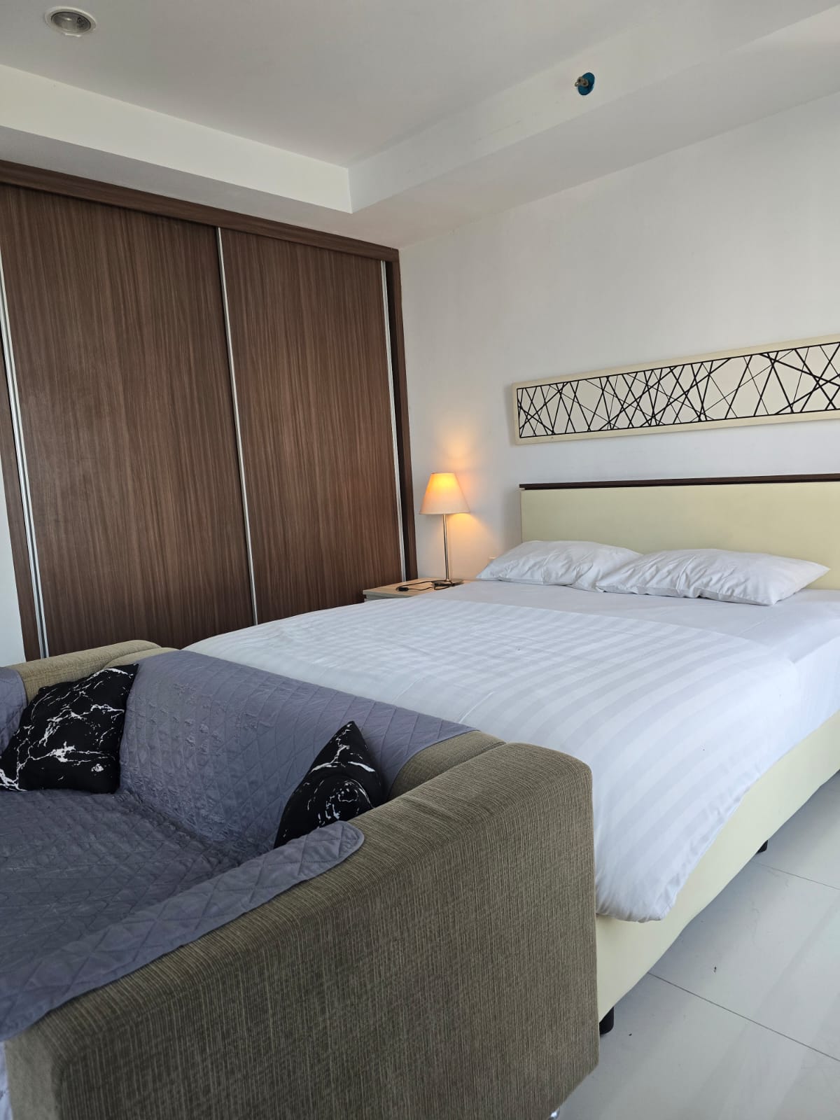 Dijual Unit Studio Apartemen Azalea Cikarang